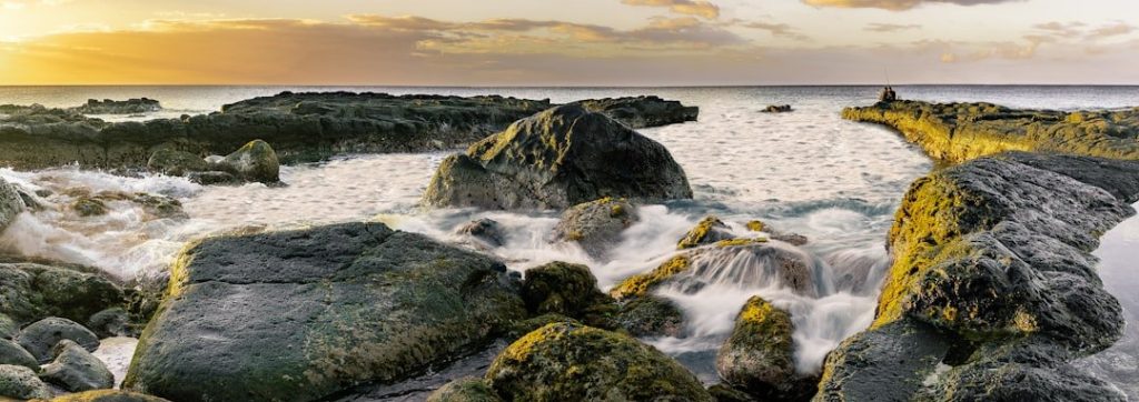Albion Beach útikalauz: nyugalom a nyugati parton, lenyűgöző naplementék és helyi ízek