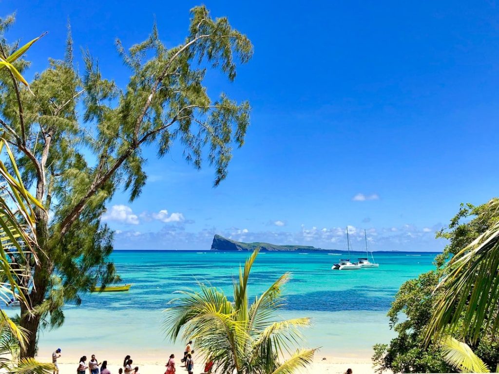 Saint Félix Beach Mauritius: Helyi útmutató a déli part rejtett gyöngyszeméhez
