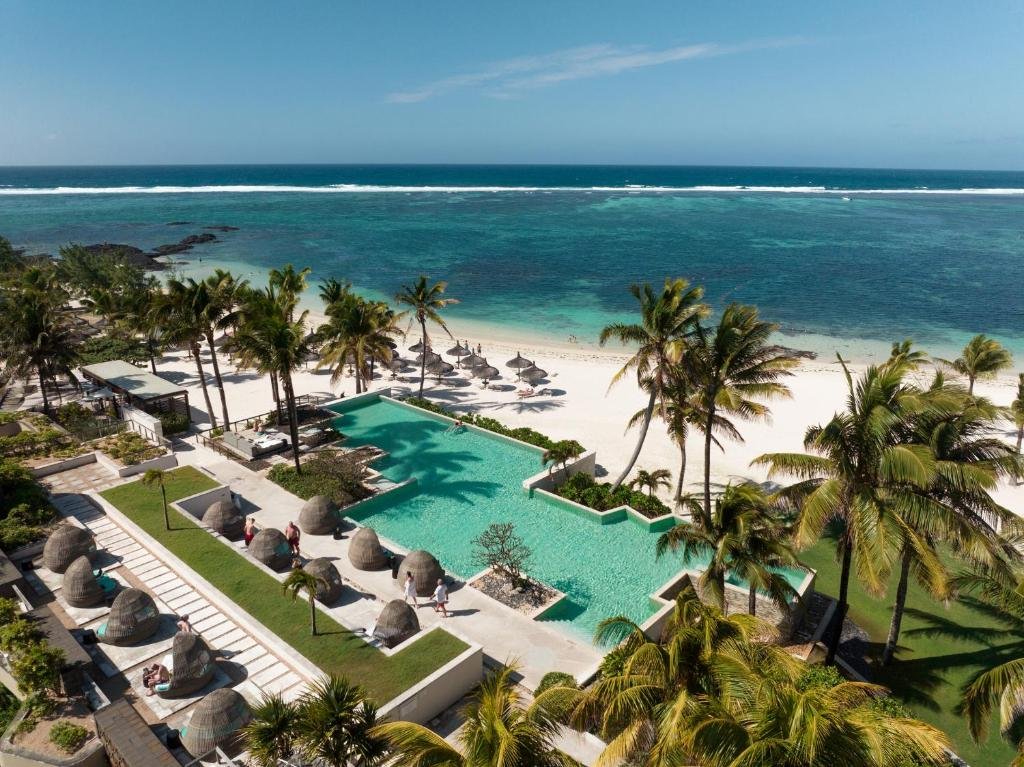 Long Beach Resort Mauritius: Belle Mare szállás kisokos utazóknak