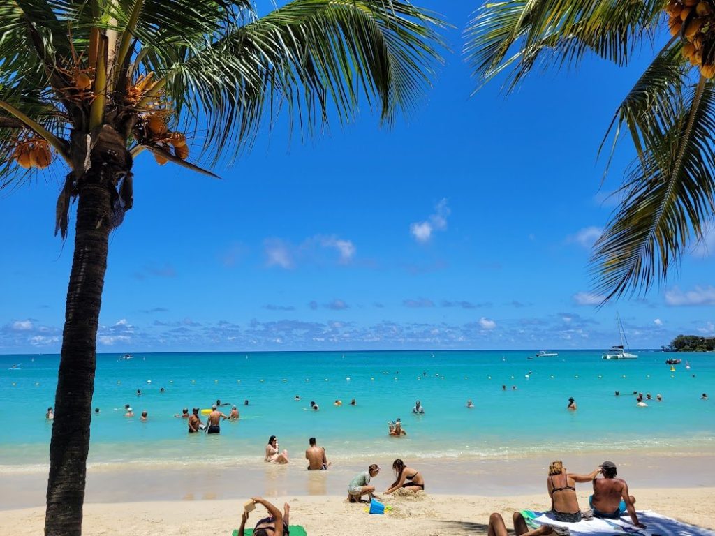 Pereybere Beach Mauritius útikalauz: Helyiek tippjei az északi part gyöngyszeméhez